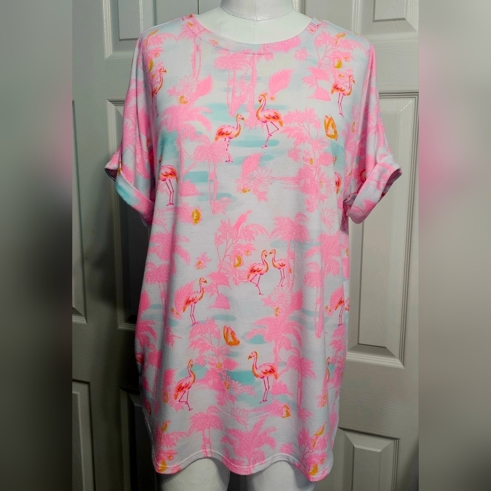 Crown & Ivy Women's Short Sleeve Flamingo Shirt Sz Medium